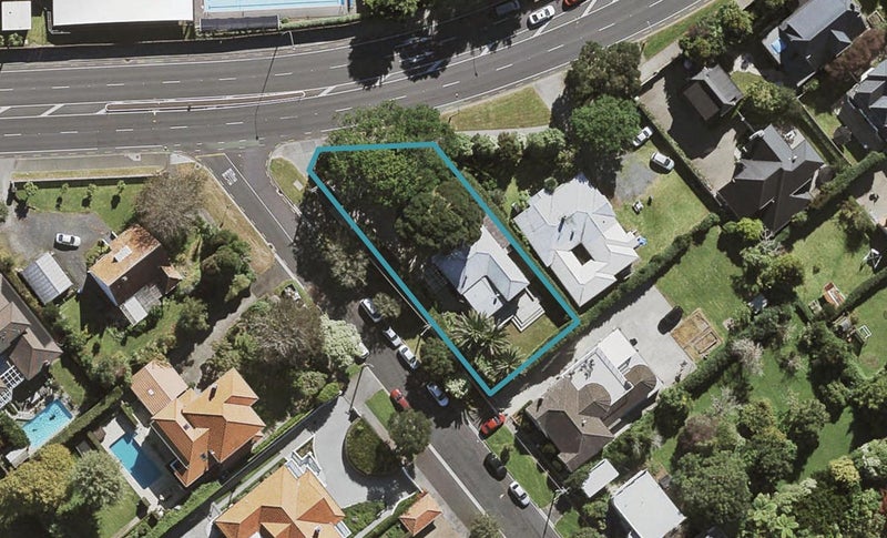 2A Maungakiekie Avenue, Greenlane, Auckland - Carousel 1