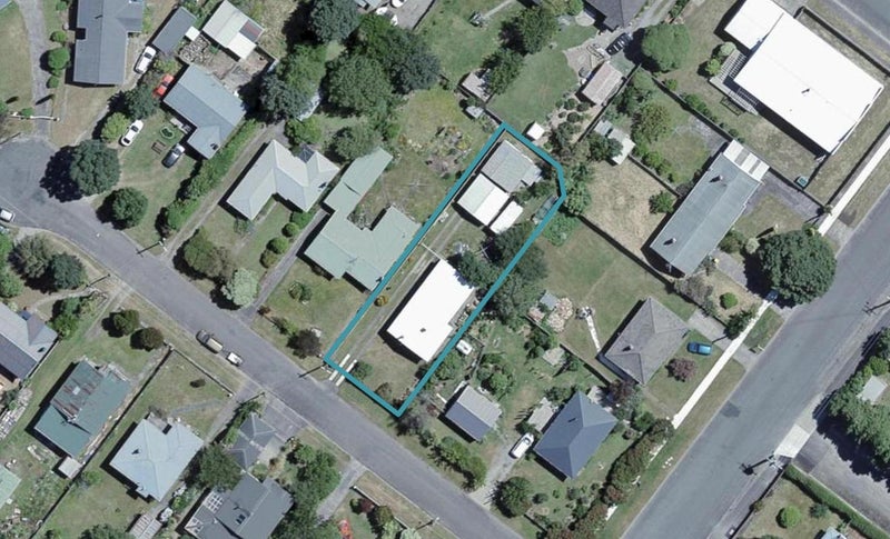 15 Card Crescent, Featherston - Carousel 1