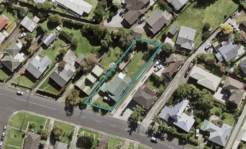 20 Exmouth Road, Northcote, Auckland - Carousel 1