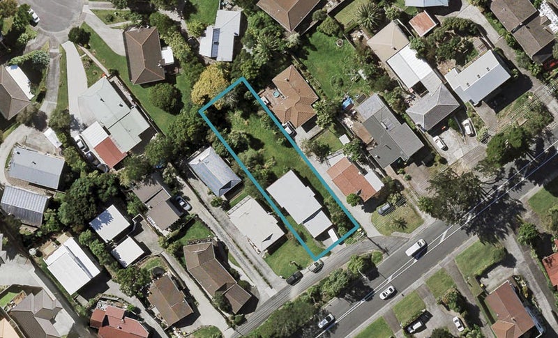 3/128 Sunset Road, Unsworth Heights, Auckland - Carousel 1