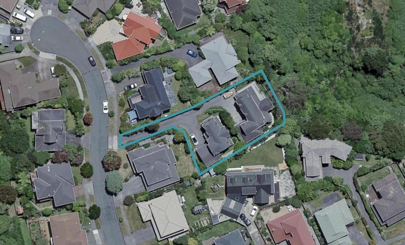 2/6 Ellwood Place, Churton Park, Wellington - Carousel 1