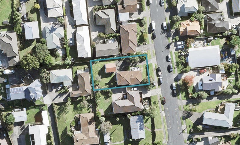 4 Bay Vista Drive, Red Beach, Red Beach - Carousel 1