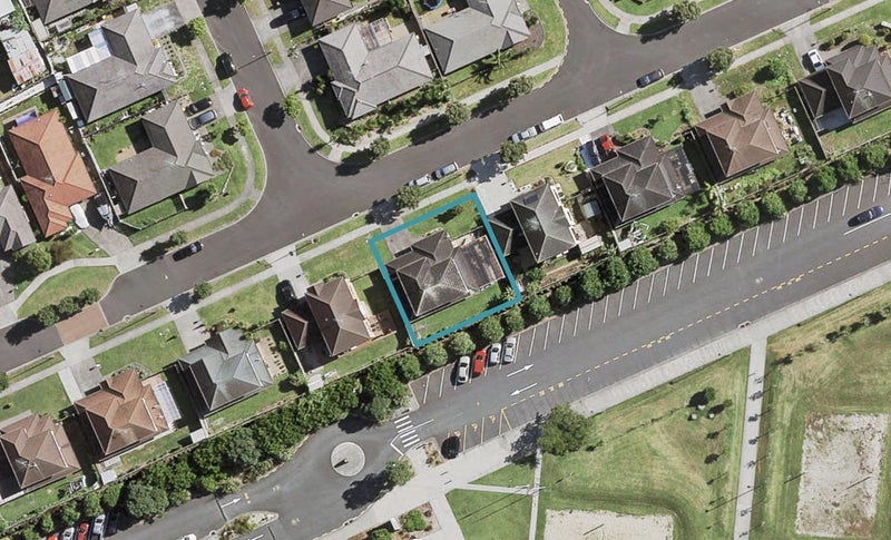 10 Sarteano Drive, Manurewa, Auckland - Carousel 1
