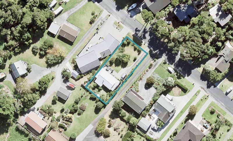12 Willjames Avenue, Algies Bay, Warkworth - Carousel 1