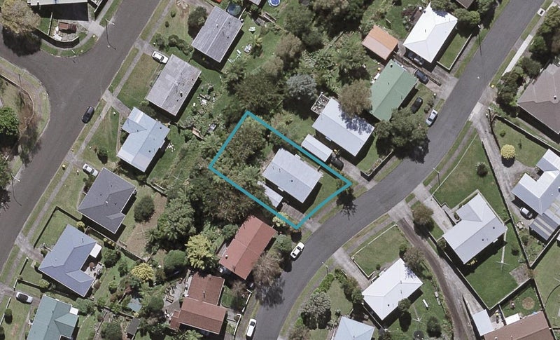 34 Penrith Street, Westown, New Plymouth - Carousel 1