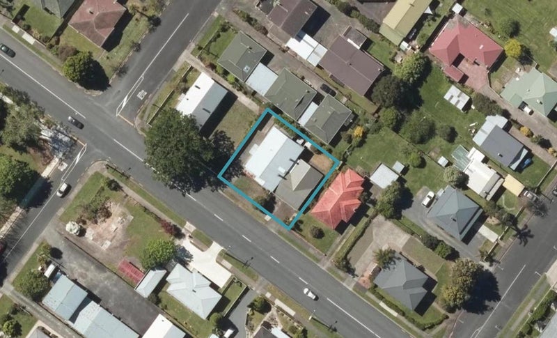 1/16 Central Avenue, Avenues, Whangārei - Carousel 1
