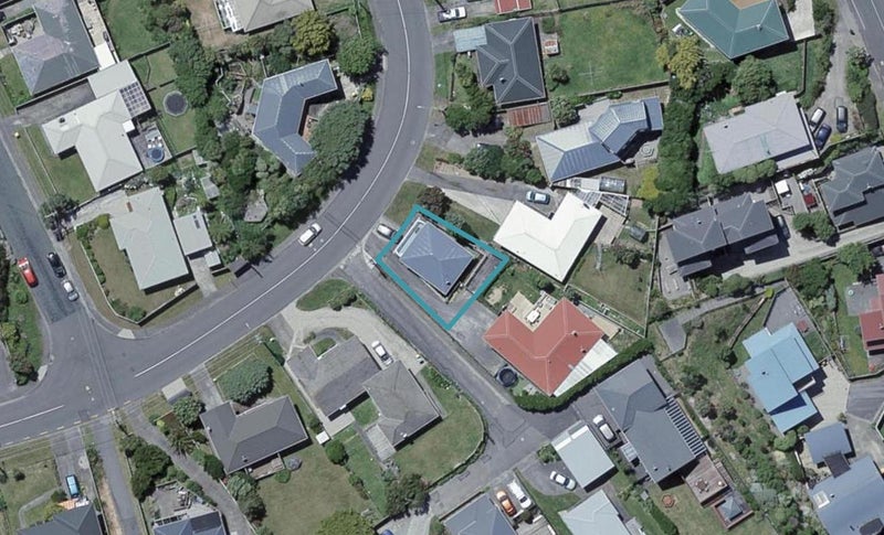 36A Kenmore Street, Newlands, Wellington - Carousel 1