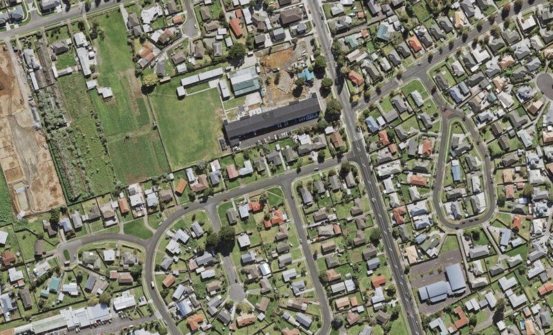 9 Calthorp Close, Favona, Auckland - Carousel 1