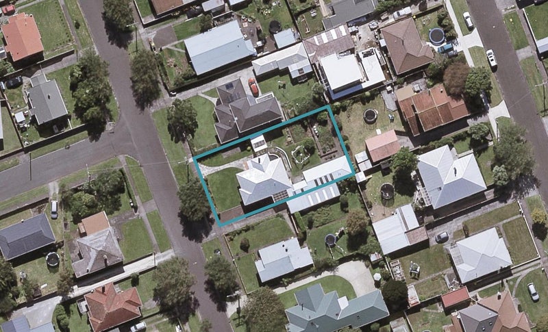 47 Doone Street, Lynmouth, New Plymouth - Carousel 1