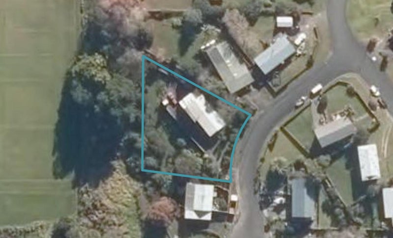 8 Raymond Street, Kawakawa, Kawakawa - Carousel 1