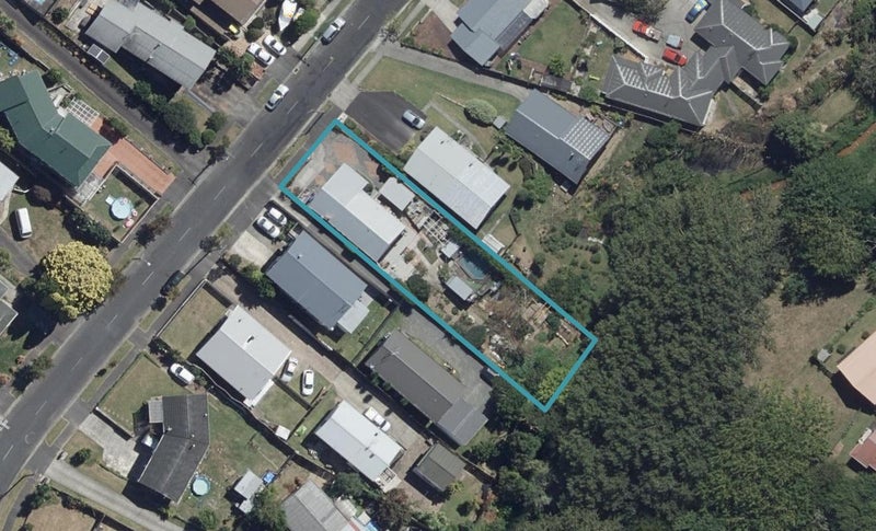 16 Ranui Street, Dinsdale, Hamilton - Carousel 1