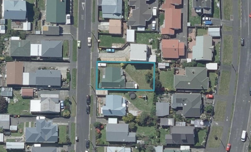 21 Normanby Street, Saint Kilda, Dunedin - Carousel 1