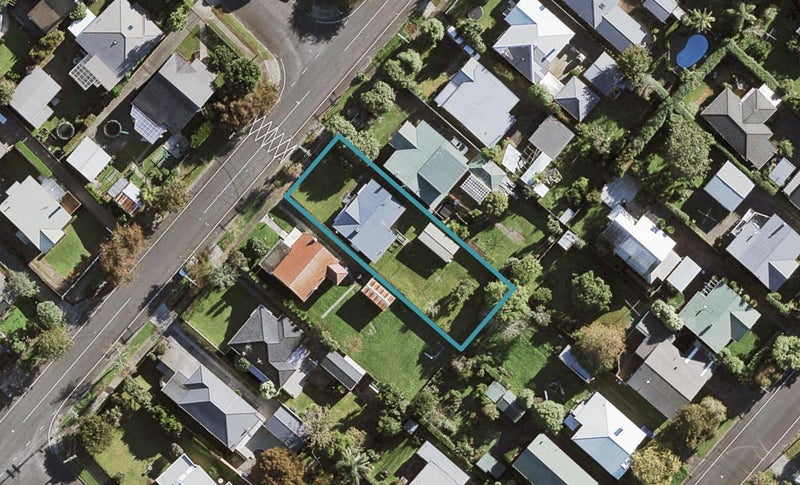 22 Harlston Road, Mount Albert, Auckland - Carousel 1
