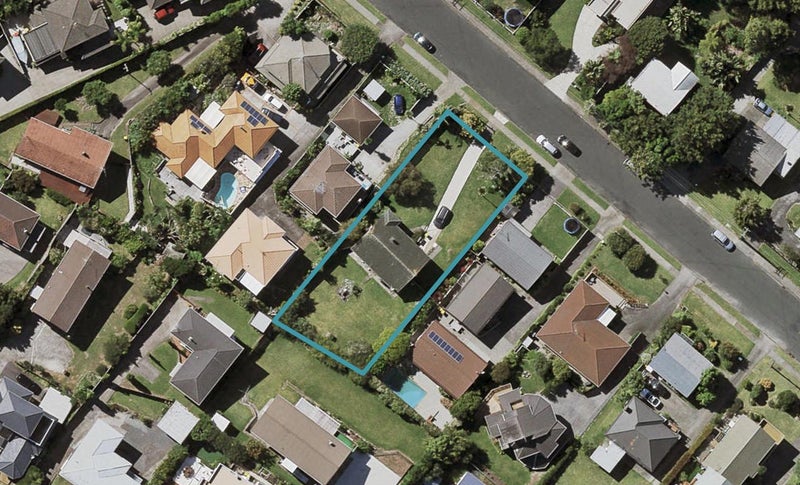 34 Quebec Road, Milford, Auckland - Carousel 1