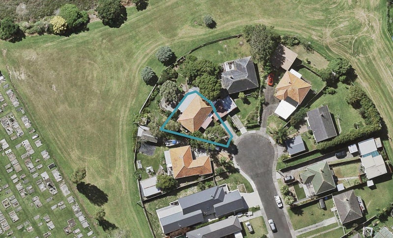 50 Philomel Crescent, Bayswater, Auckland - Carousel 1