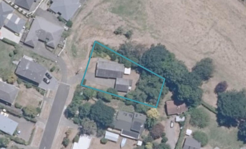 2 Otupai Street, Two Mile Bay, Taupō - Carousel 1