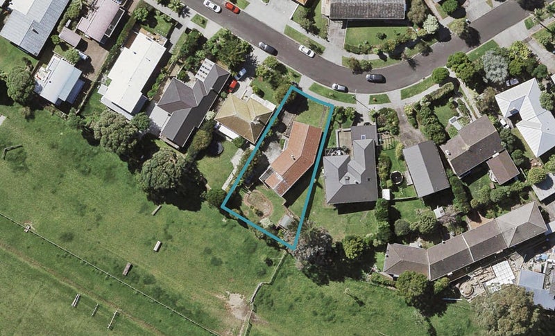 65 Whytehead Crescent, St Heliers, Auckland - Carousel 1