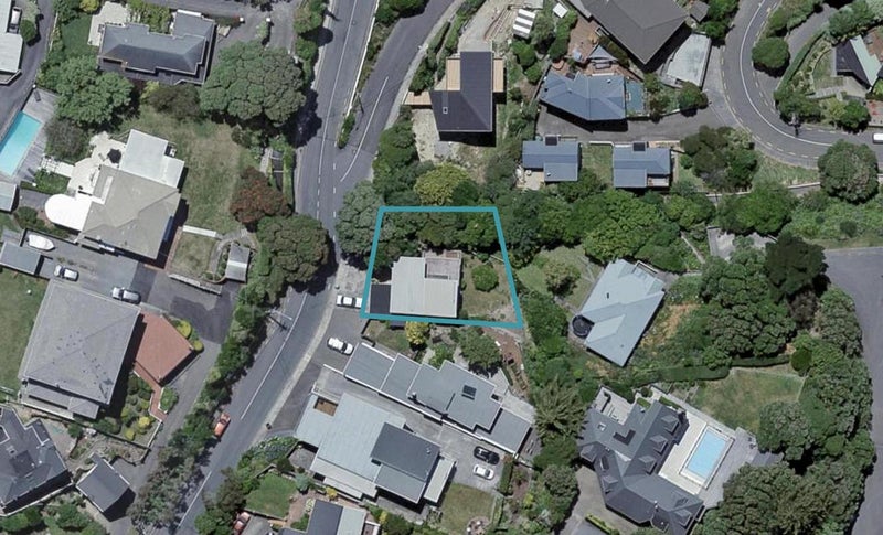 44 Seatoun Heights Road, Seatoun, Wellington - Carousel 1