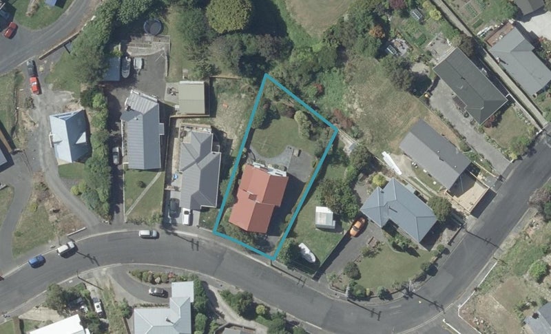 13 Roy Crescent, Concord, Dunedin - Carousel 1