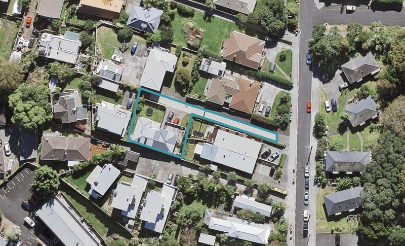 20 School Road, Morningside, Auckland - Carousel 1
