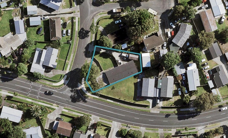 40 Frobisher Way, Clendon Park, Auckland - Carousel 1