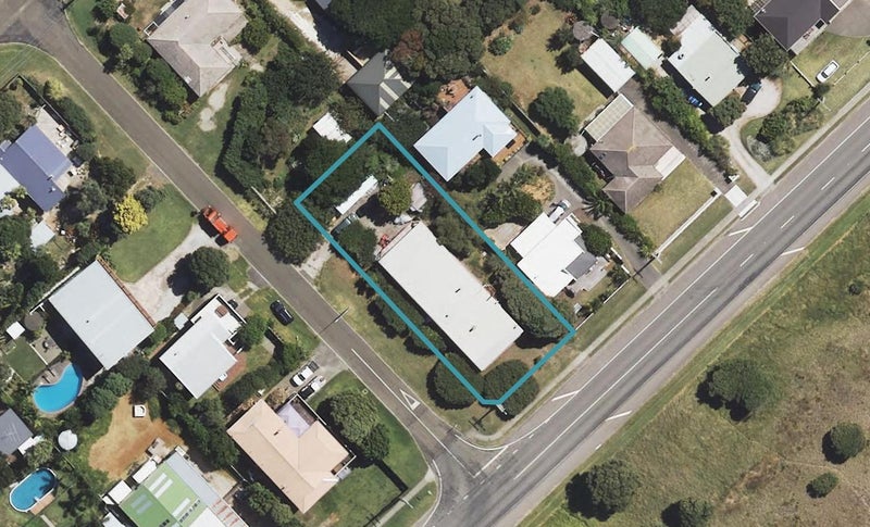 26 Moana Road, Okitu, Gisborne - Carousel 1