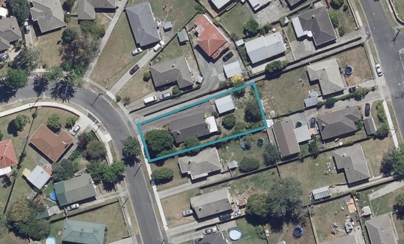 59 Marshall Street, Fairfield, Hamilton - Carousel 1