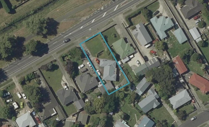 576 Pioneer Highway, Highbury, Palmerston North - Carousel 1