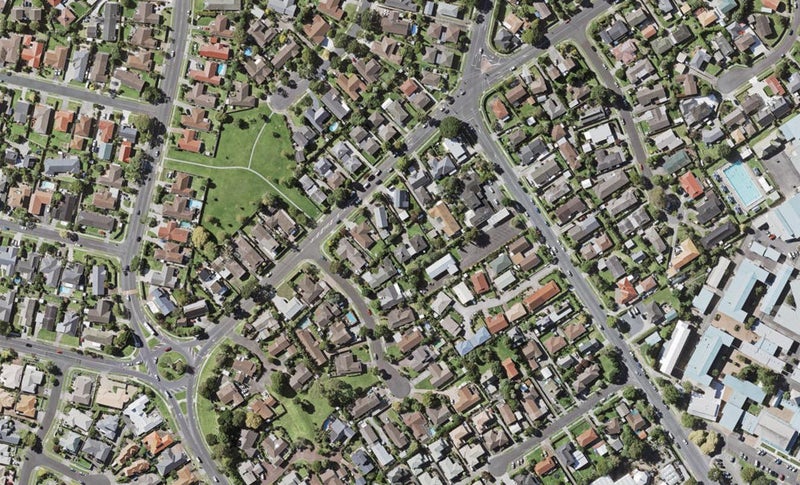 2/10 Fortunes Road, Half Moon Bay, Auckland - Carousel 1