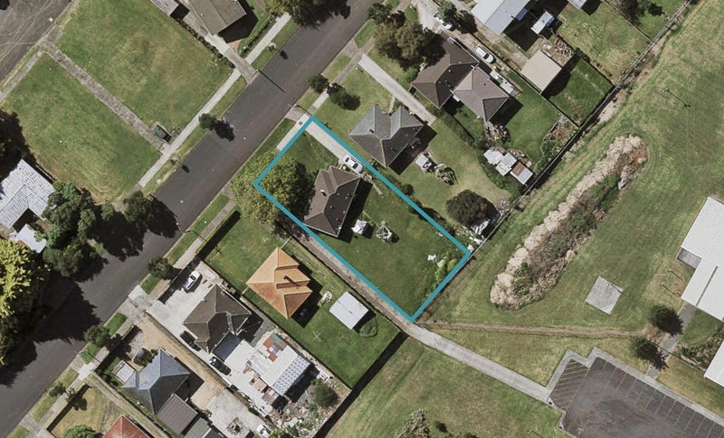 41 Gilbert Road, Otara, Auckland - Carousel 1