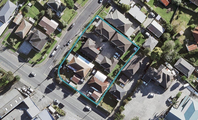 16 Denize Road, Wesley, Auckland - Carousel 1