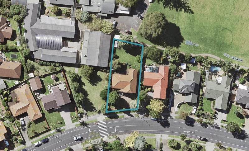 23 Loloma Drive, Half Moon Bay, Auckland - Carousel 1