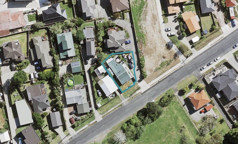 231 Metcalfe Road, Ranui, Auckland - Carousel 1