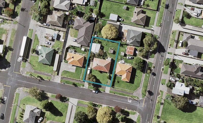 58 Anderson Avenue, Point England, Auckland - Carousel 1