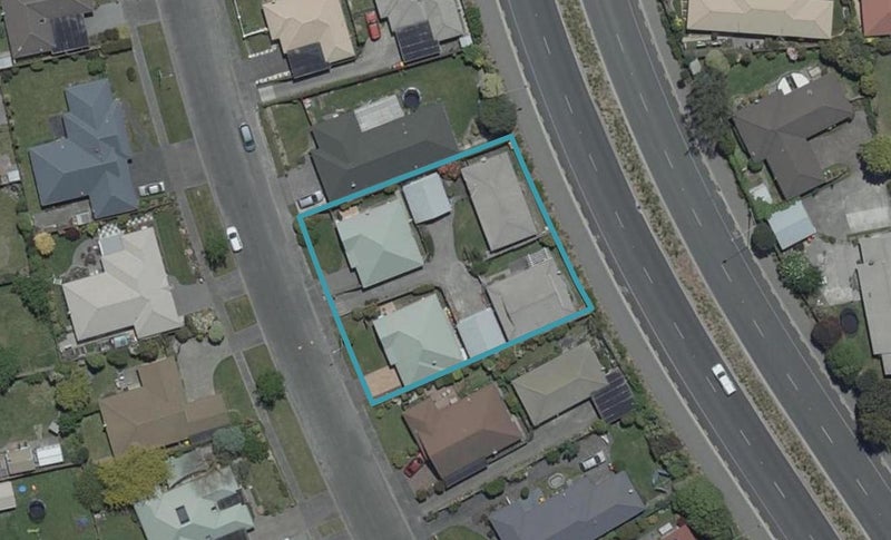 1/25 Kintyre Drive, Broomfield, Christchurch - Carousel 1