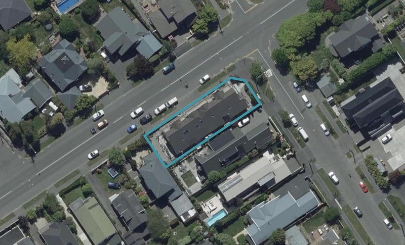 2 St Andrews Square, Strowan, Christchurch - Carousel 1
