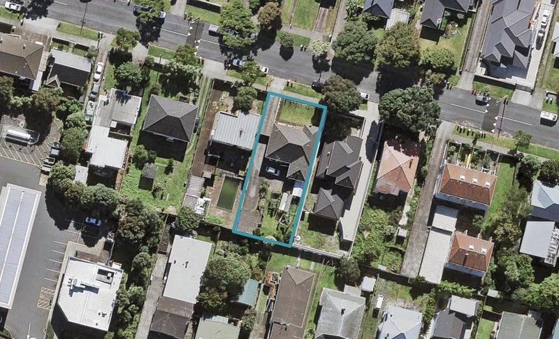 9 Lancing Road, Sandringham, Auckland - Carousel 1