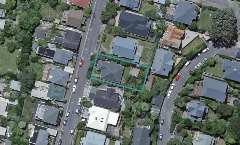 13 Pitt Street, Wadestown, Wellington - Carousel 1