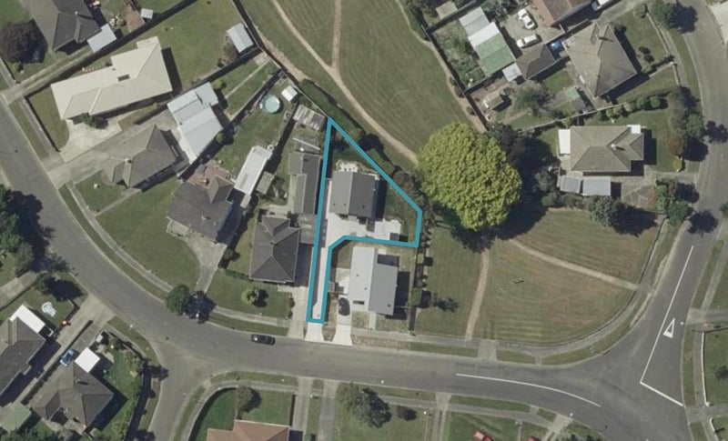 21A Upham Terrace, Roslyn, Palmerston North - Carousel 1