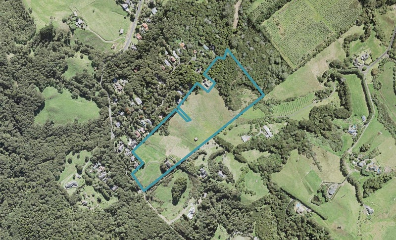 88 Grassmere Road, Henderson Valley, Auckland - Carousel 1