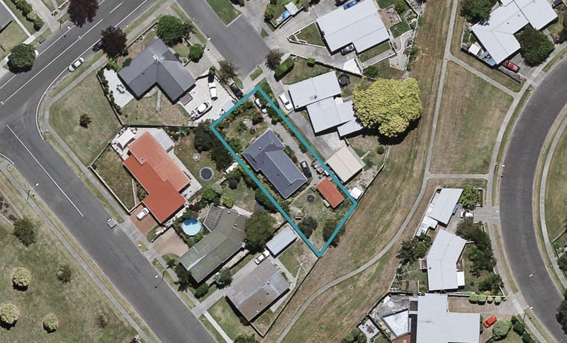 59 Tait Drive, Greenmeadows, Napier - Carousel 1