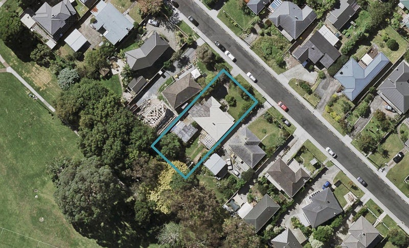 38 Trinidad Road, Sunnynook, Auckland - Carousel 1