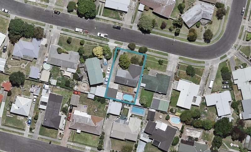 72 Wynyard Crescent, Tamatea, Napier - Carousel 1