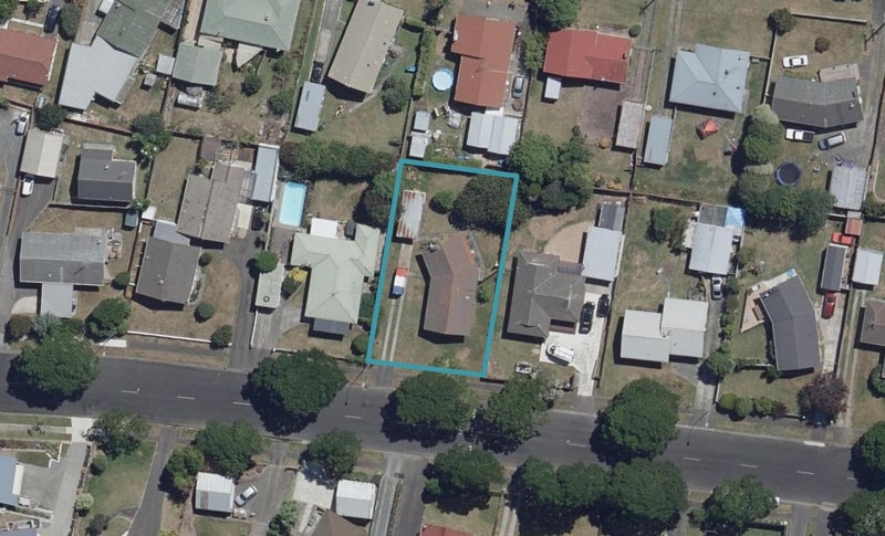 74 Bremworth Avenue, Dinsdale, Hamilton - Carousel 1