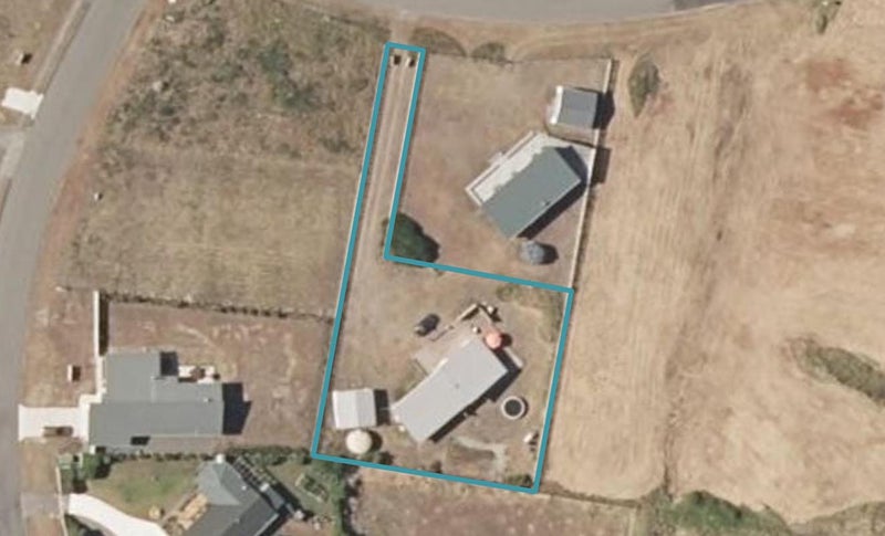 233 Park Avenue, Waitarere Beach, Levin - Carousel 1