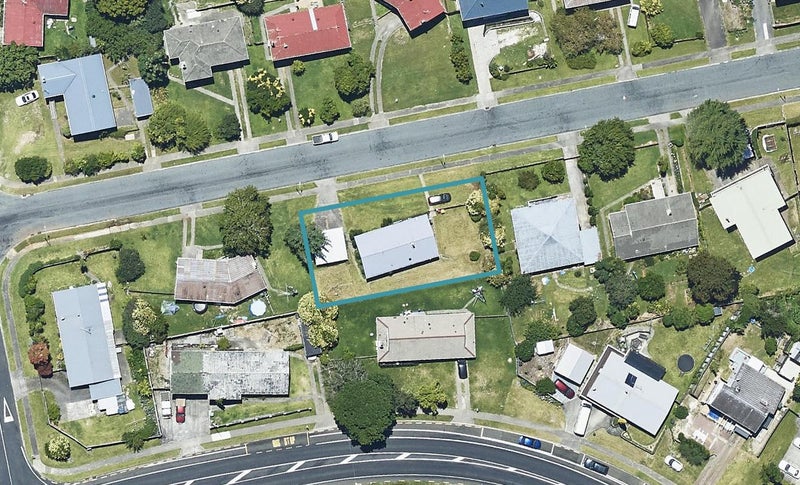 3 Dunton Drive, Welcome Bay, Tauranga - Carousel 1