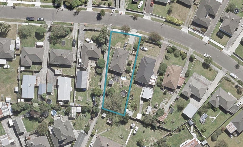 18 Ngata Grove, Trentham, Upper Hutt - Carousel 1
