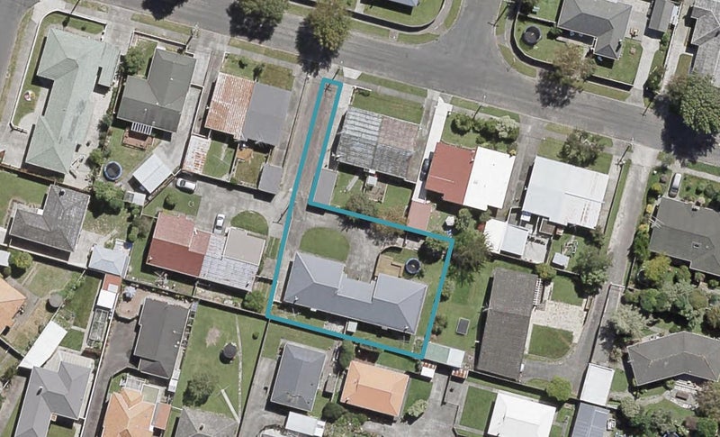 53 Frederick Street, Avalon, Lower Hutt - Carousel 1