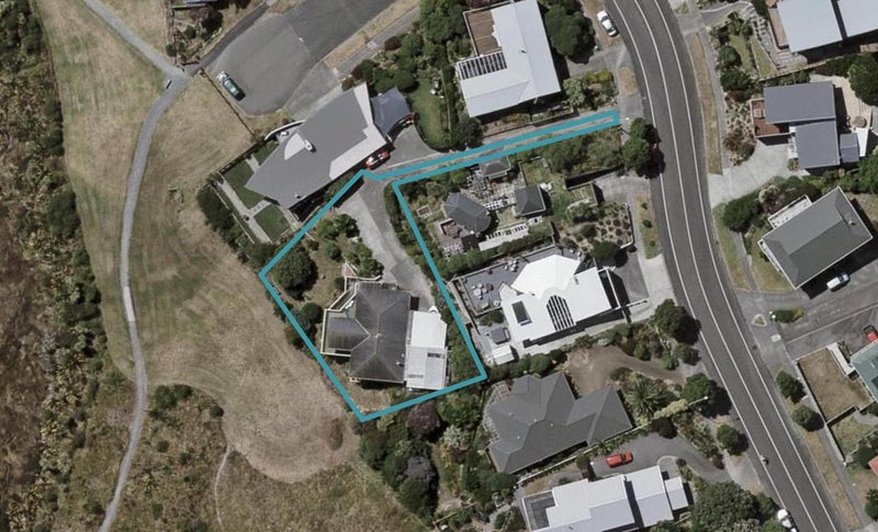 180 Weggery Drive, Waikanae Beach, Waikanae - Carousel 1