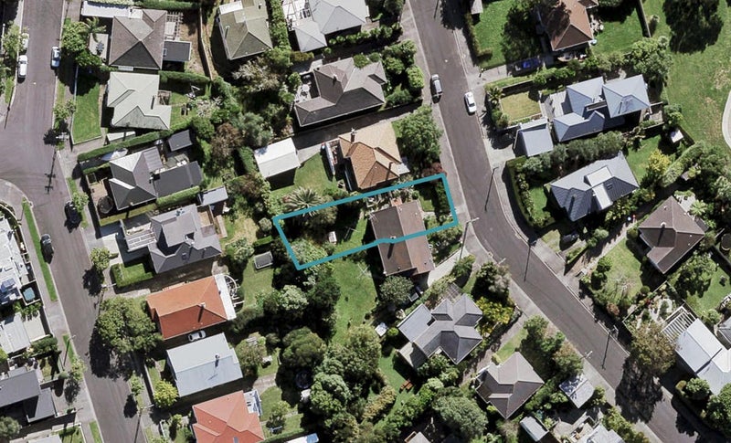 41 Tirotai Crescent, Westmere, Auckland - Carousel 1